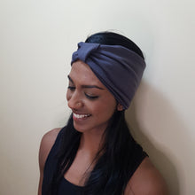 Load image into Gallery viewer, Twisted Headband Grey
