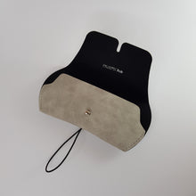 Load image into Gallery viewer, Stay Sunny Glasses Case
